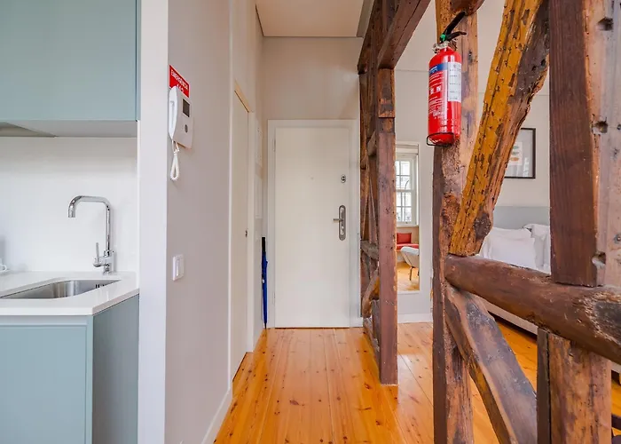 Appartamento Pretty With Modern Comforts Oporto