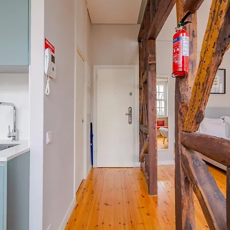 아파트 Pretty With Modern Comforts 포르투