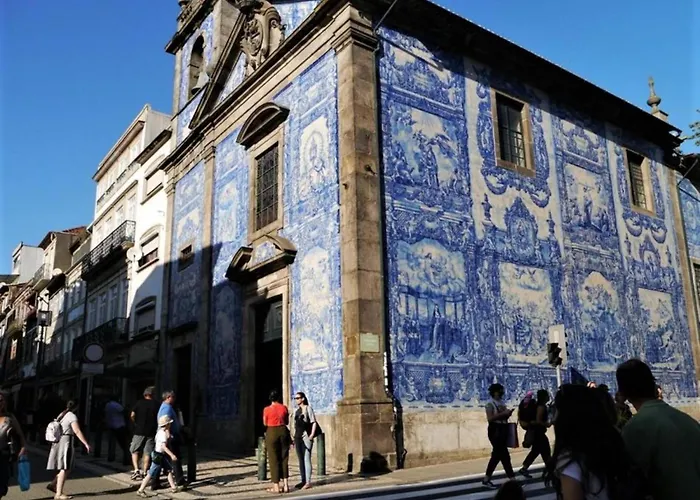 Pretty With Modern Comforts Porto